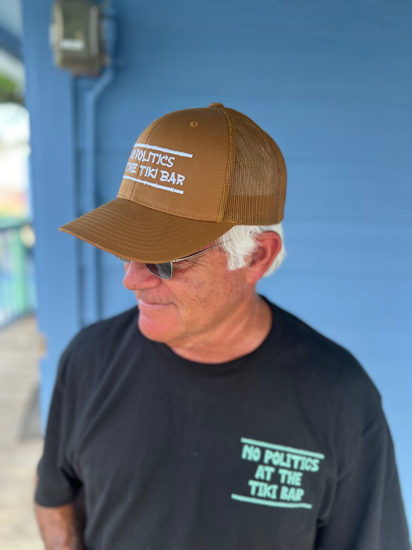NO POLITICS AT THE TIKI BAR TEE